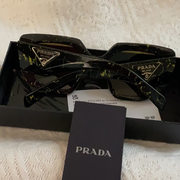 Prada Black and Green Sunglasses - Picture 1 of 10
